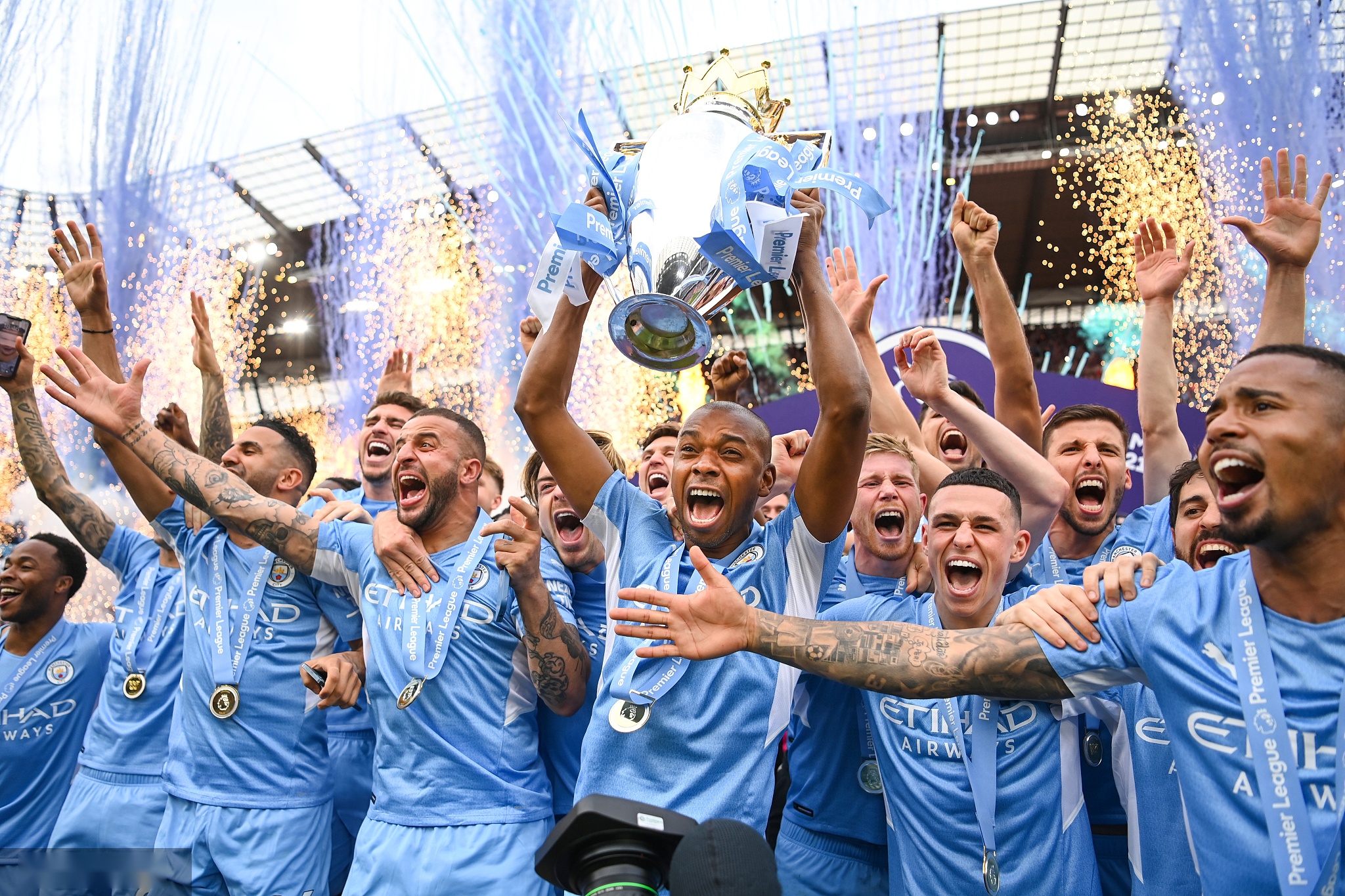 他的高空球 他的高空球